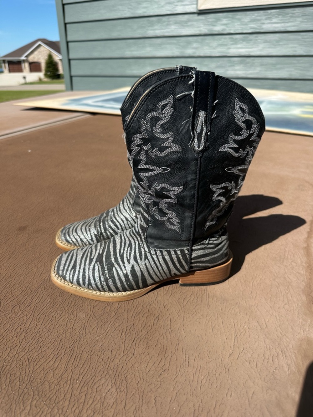 Roper Black & White Zebra Pattern Kids Western Boots size 2